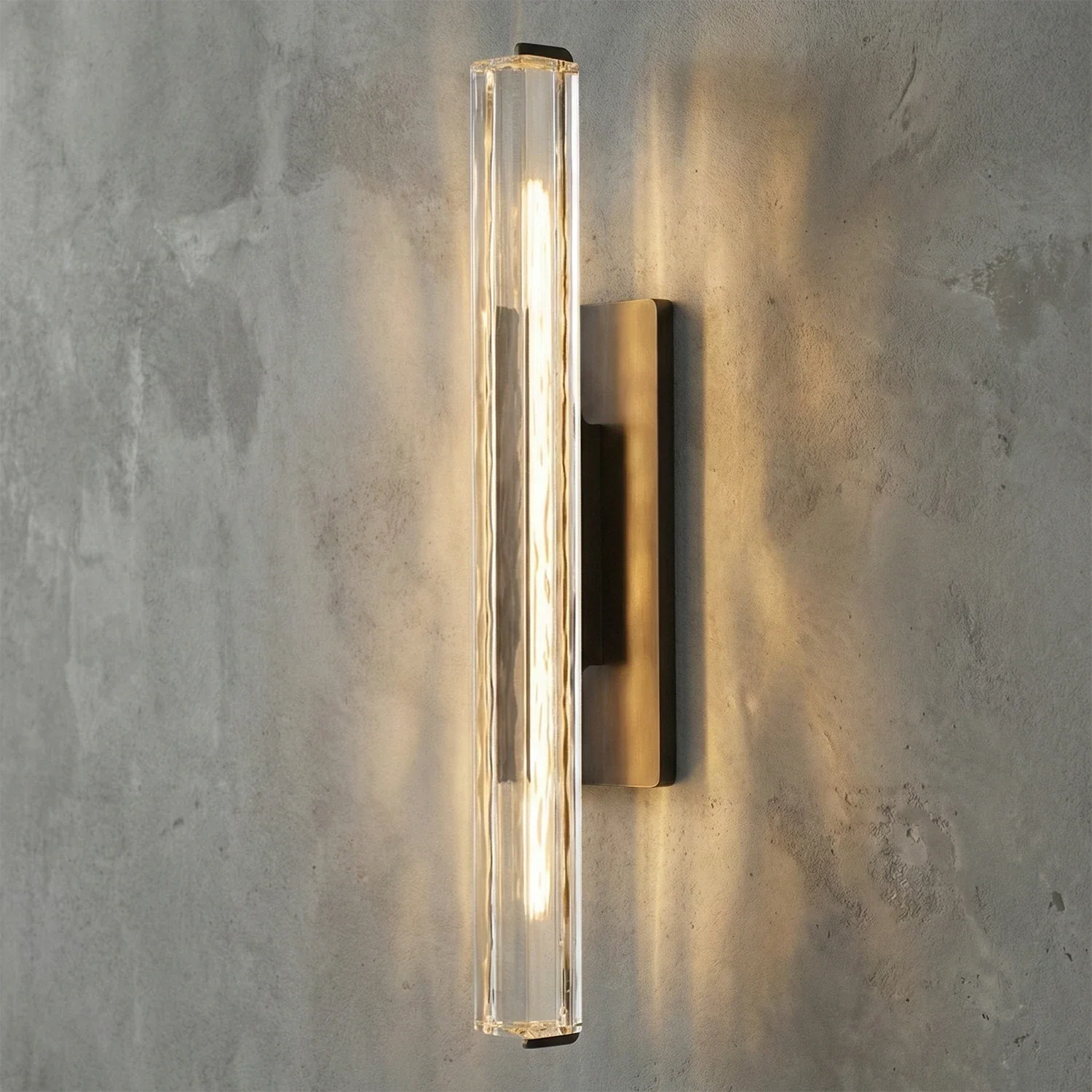 Audubonne Minimalist Crystal Column Sconce